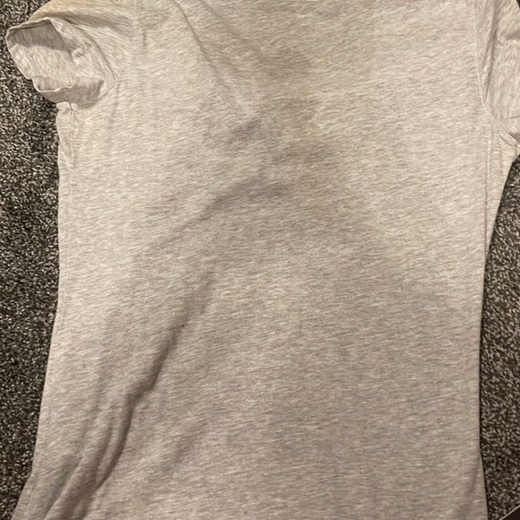 Hollister t-shirt with lace flowers and sequins around the neck. Size medium - Picture 2 of 3